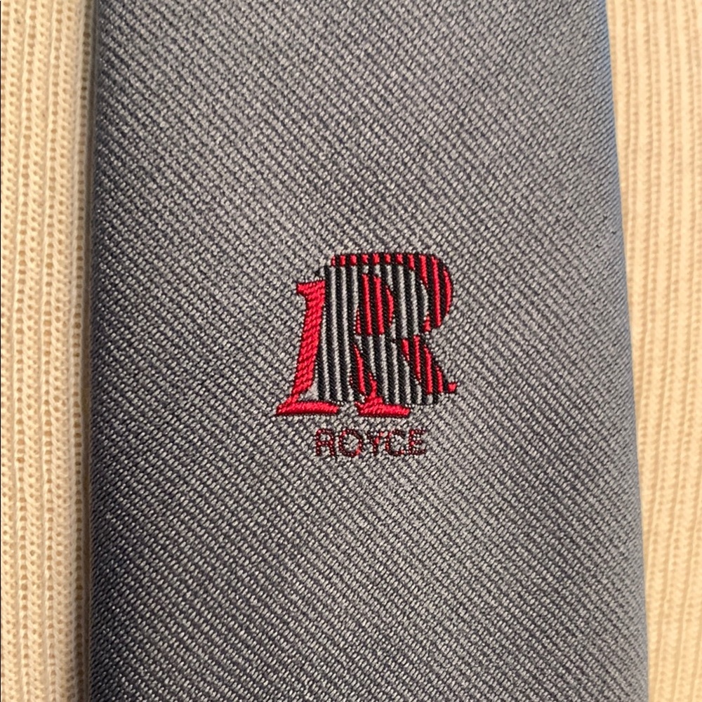 70’s-80’s ROLLS ROYCE LONDON GRAY POLY TWILL NECKTIE.